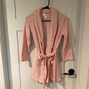 Danskin Girls S/M Robe sleep ware gently worn and laundered